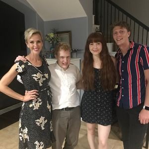 Meet your Posher, Liz